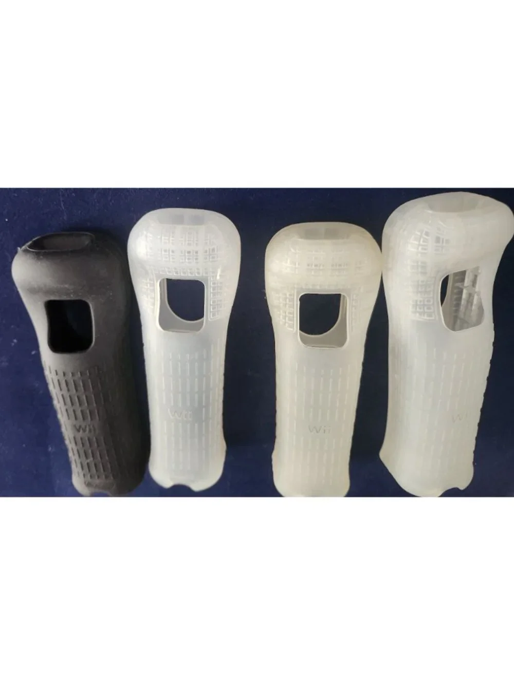 4- Nintendo Wii Controller Silicone Protective Sleeves Skins